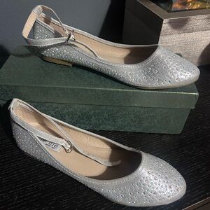 She Sole Elegant Silver Women's Flats